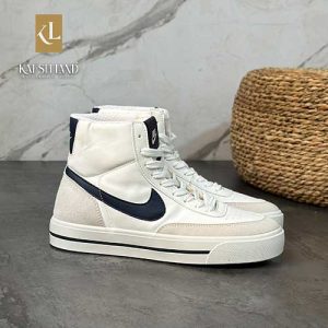 نایک ساقدار سورمه ای